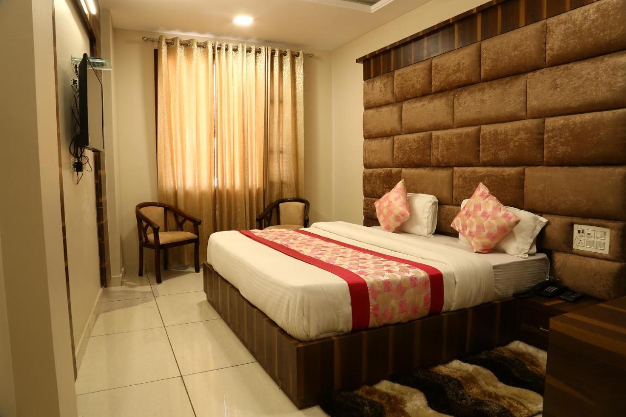 Hotel Kush Ganga - 50 Meter From Har Ki Pauri, Haridwār Exterior foto